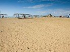 Широчайший песчаный пляж на базе отдыха 'Прибой'